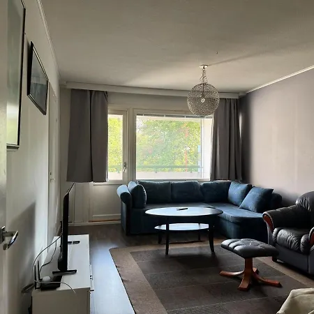 Kotimaailma - A Cozy For Business Guests Сейняйоки